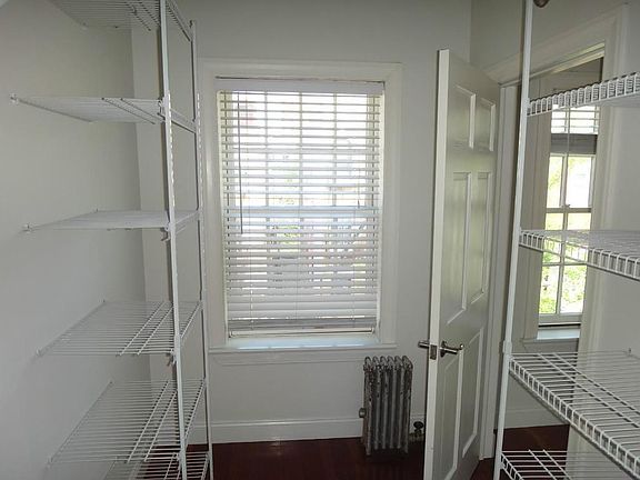 3rd image of 158 18th St APT 3