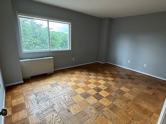 4th image of 1121 University Blvd W APT 307