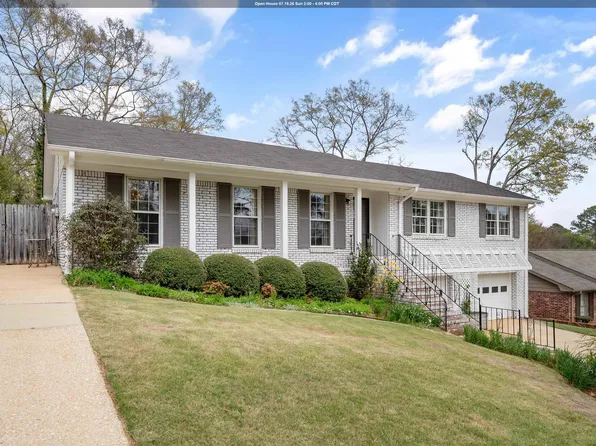 636 Bienville Ln, Birmingham, AL 35213