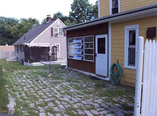 4th image of 20 William St