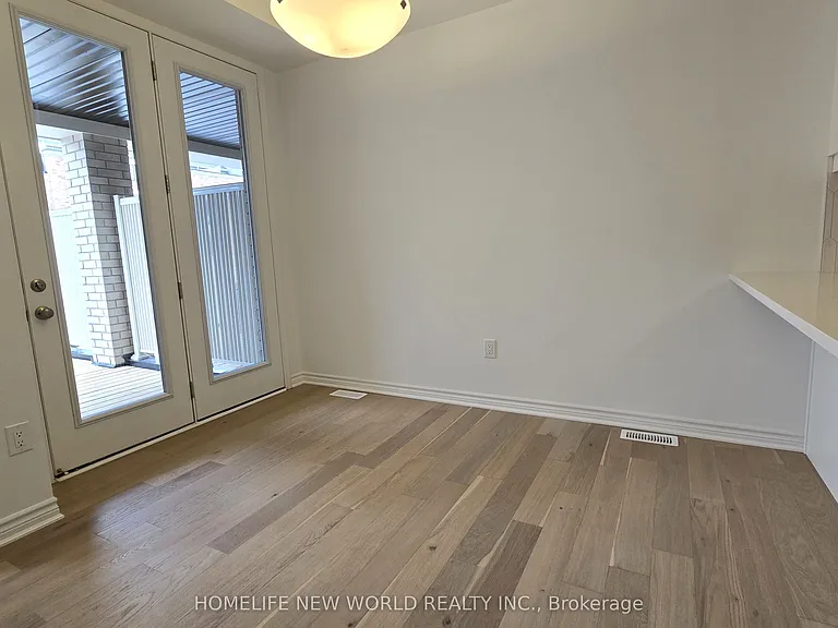 109 Avani Ave — Photo 6