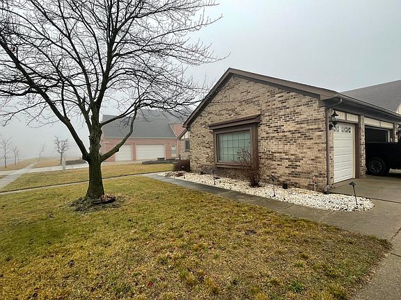 4th image of 51472 Forster Ln