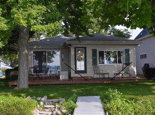 11720 Gould Dr, Manitou Beach, MI