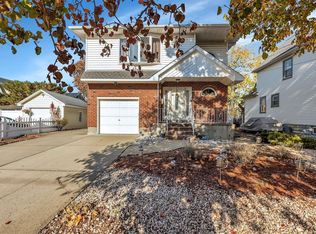 53 W Mineola Ave, Valley Stream, NY 11580