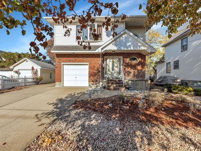 53 W Mineola Avenue, Valley Stream, NY, 11580
