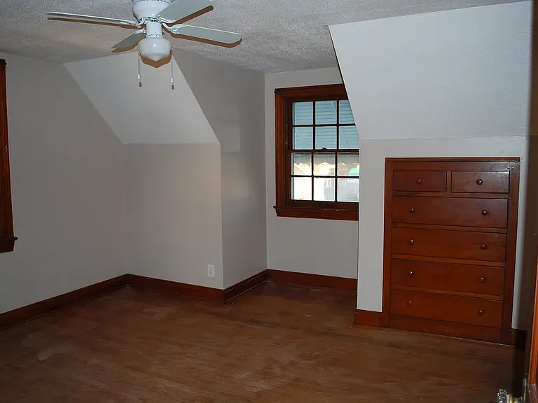 1832 Cypress St — Photo 5