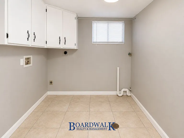 572 W 400 N 574 N — Photo 19