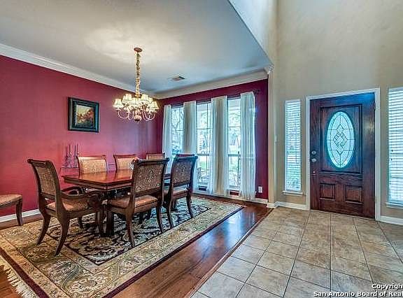 2nd image of 519 Cypress Trl
