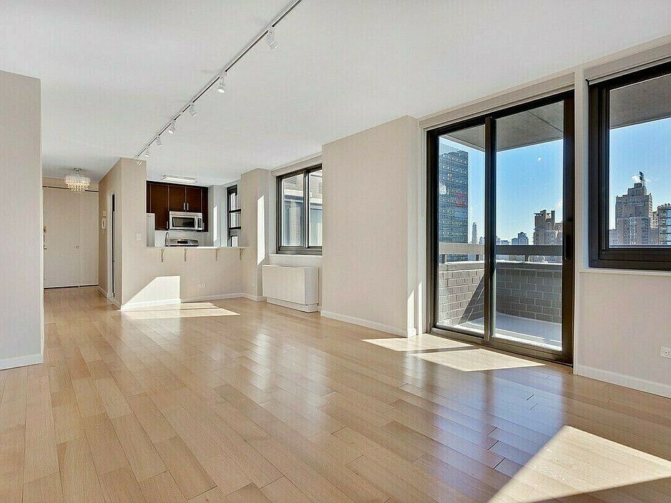 1st image of 347 W 57th St APT 25D