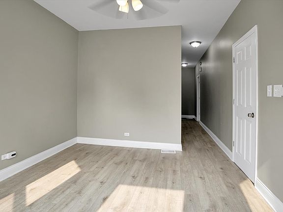 5th image of 6640 S Saint Lawrence Ave