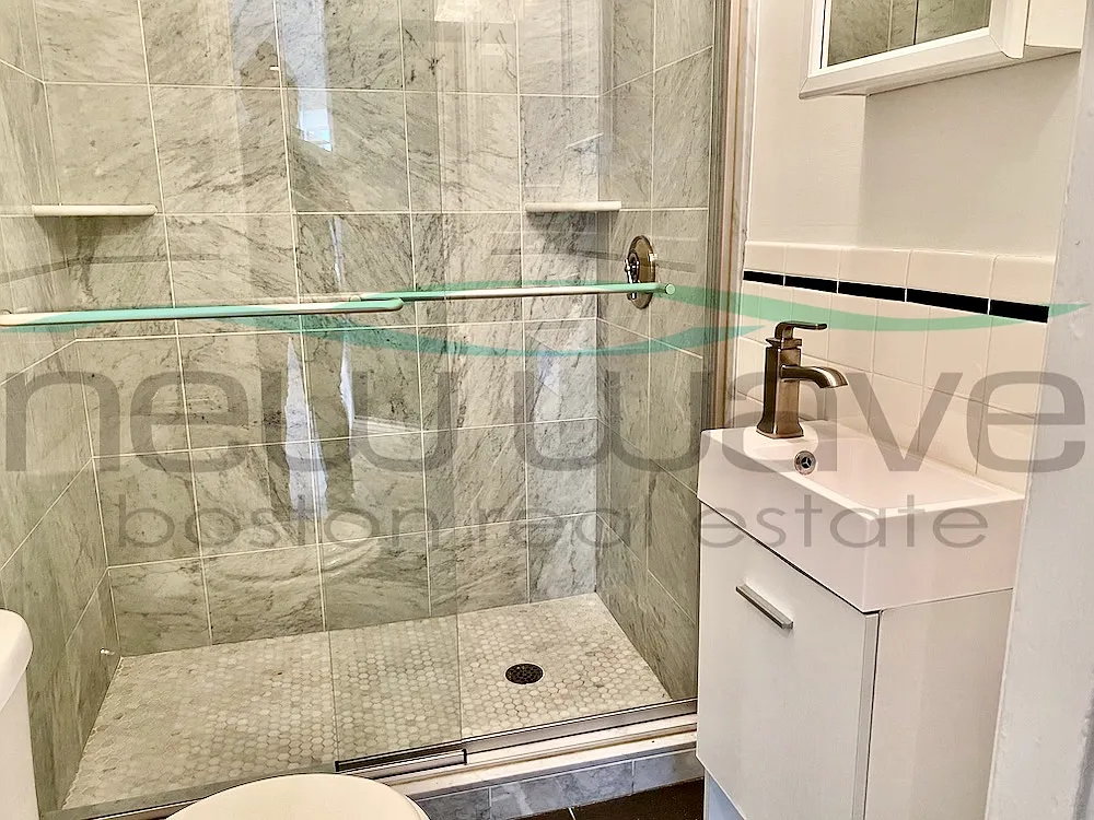 1 bed, 999 sqft, $3,300 — Photo 4
