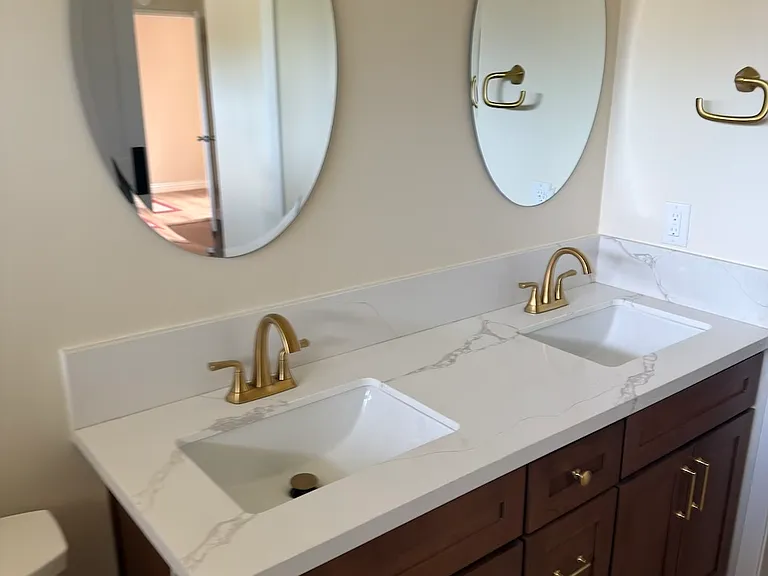 13919 York Ave — Photo 14