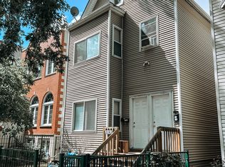 2142 N Maplewood Ave, Chicago, IL 60647