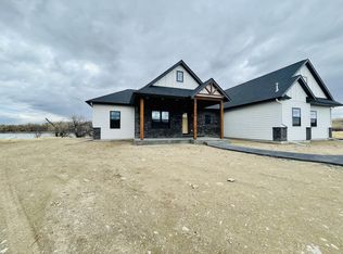 195 Big Bend Ln, Great Falls, MT 59404