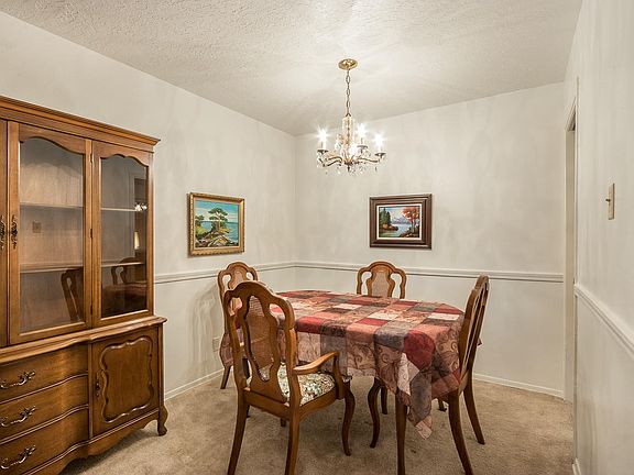 4th image of 6417 Morningside Cir