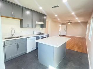 279 Temple Ave APT 9, Long Beach, CA 90803