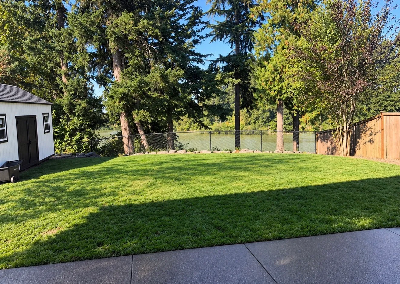 4 bed, 2.5 bath, 2631 sqft, $3,995 — Photo 2