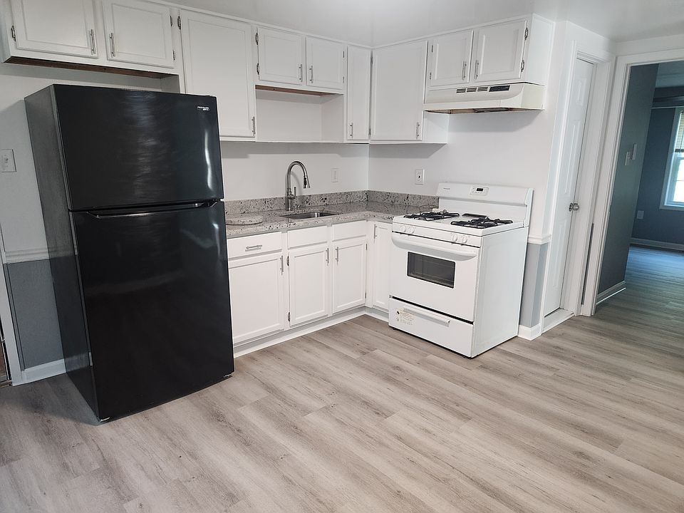 1st image of 51 Ed Turner Ln APT 103