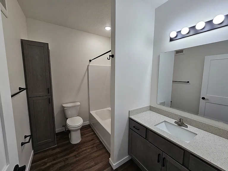 105 Michael Ct NW #16 — Photo 3
