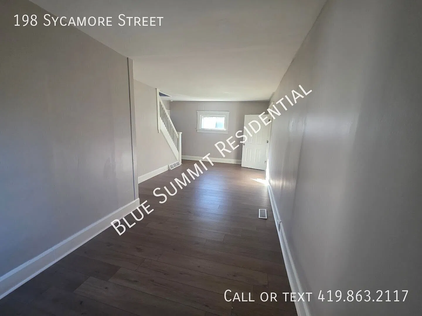 Charming 3 Bedroom Home with Bonus Room and Private Fenced Yard — Photo 4