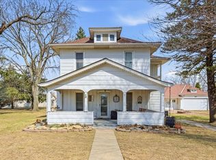 112 E Kimball St, Hancock, IA 51536