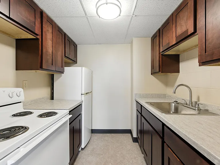 Colona House Senior Apartments - 62+ — Photo 9