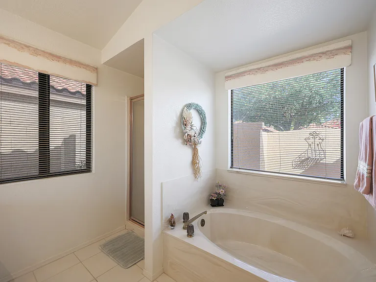 9445 W Taro Ln — Photo 23