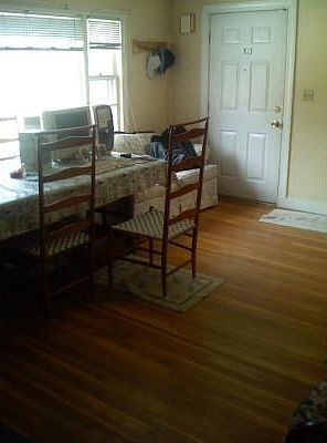 4th image of 129 Worthen Ave
