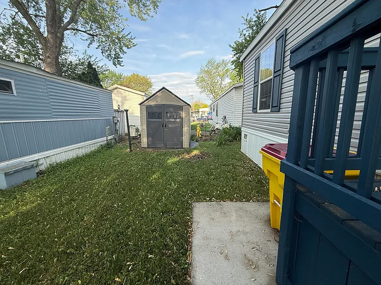 Shed