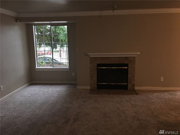 3rd image of 1806 S 286th Ln APT O102