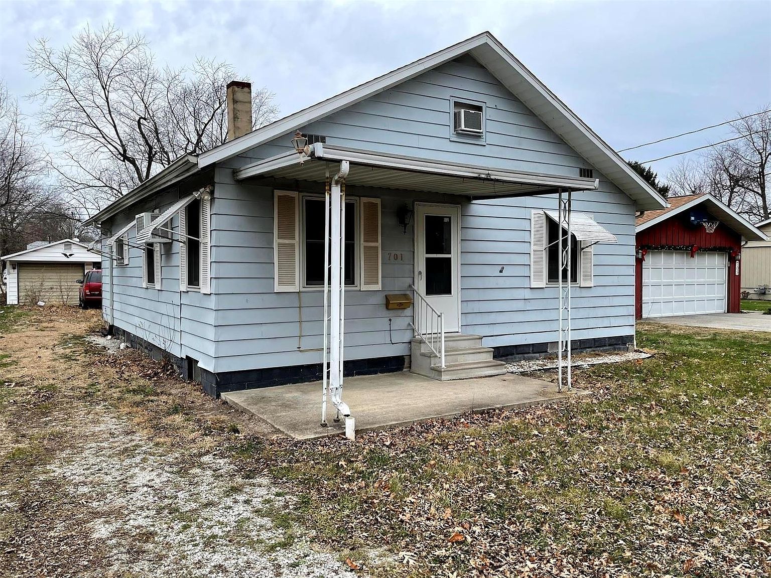 701 N Taylorville Blvd, Taylorville, IL 62568 Zillow