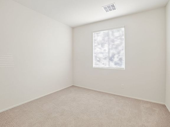 4th image of 2705 Holmes Creek Ct