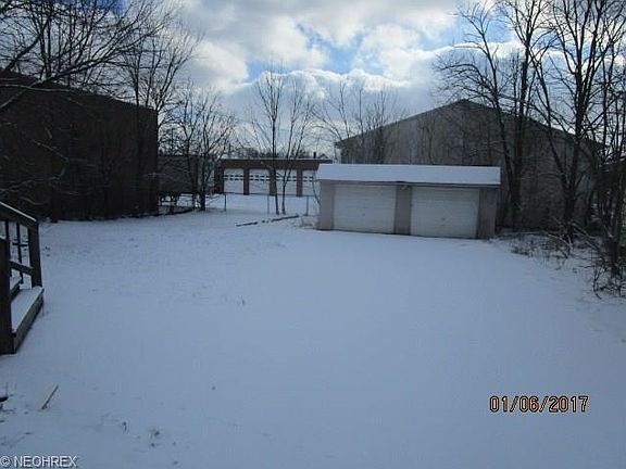 3rd image of 18 Whitacre Ct