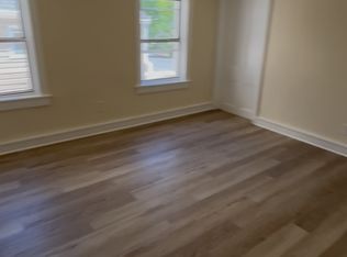 100 Washington St #2, Stewartsville, NJ 08886