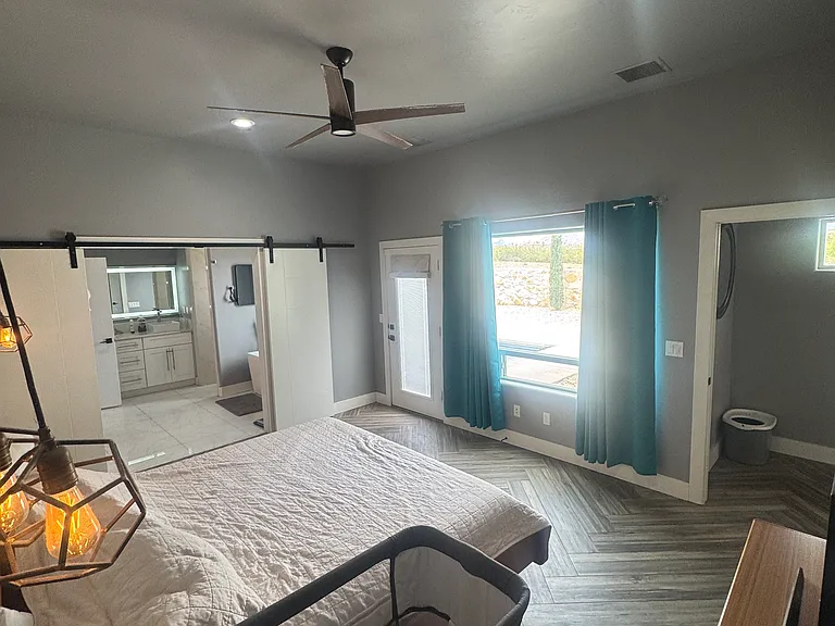 4402 La Cienaga Pl — Photo 10