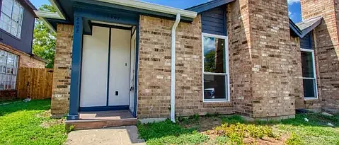 2402 Summer Place Dr — Photo 3