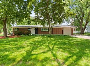 829 4th St, Kalona, IA 52247