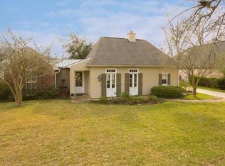 7816 Rue Cachet Ct, Baton Rouge, LA 70808