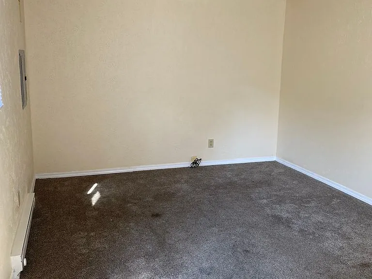 1307 S Ebright St #2 — Photo 3