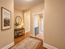 215 E Willamette Ave., 215-1