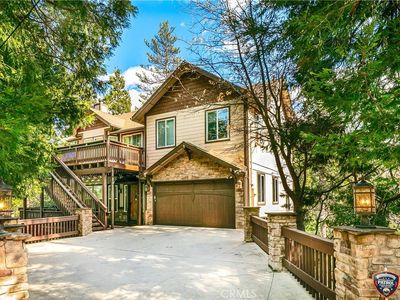 337 Terrace Rd, Arrowhead, CA, 92352