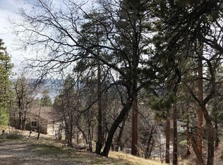 1154 Ridge Rd, Fawnskin, CA 92333