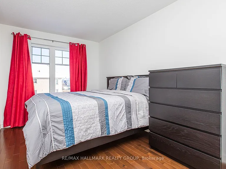 534 Rochefort Cir — Photo 20