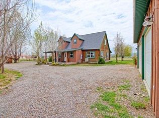 1625 P Rd, Loma, CO 81524