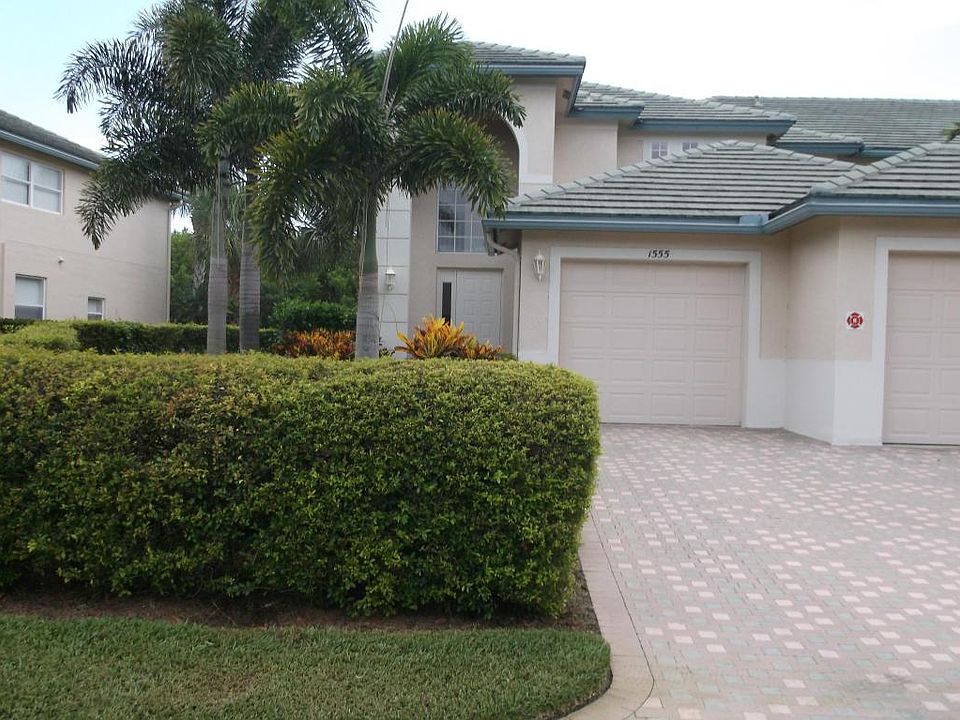 1st image of 1555 SE Prestwick Ln #4-C