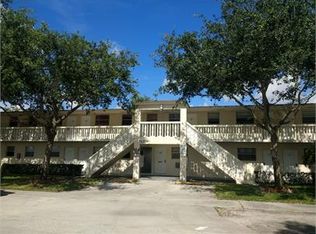 7130 W 11ct #14, Hialeah, FL 33014