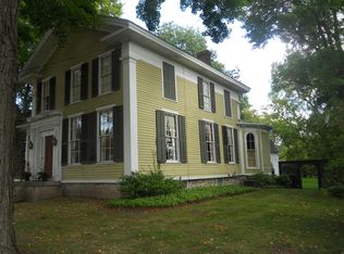 42 E Main St, Le Roy, NY 14482