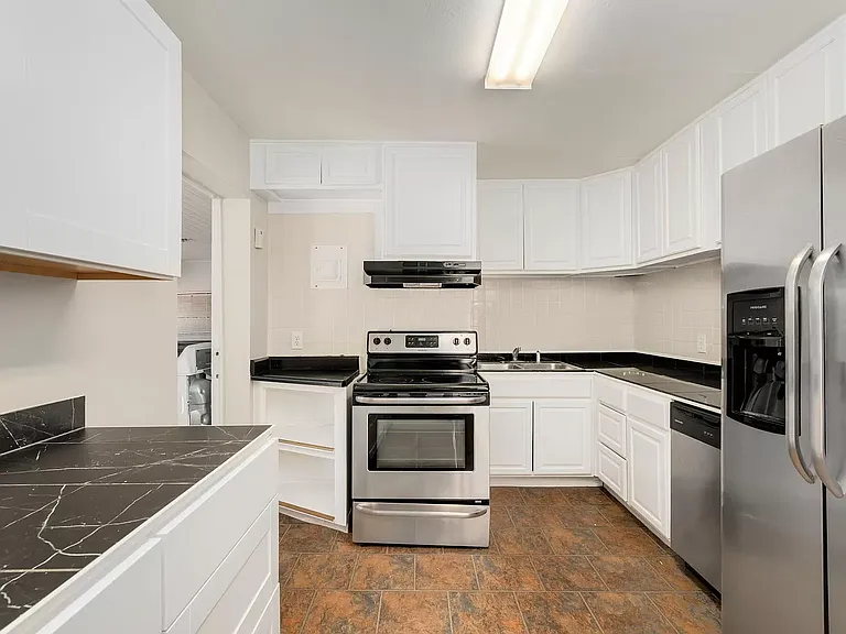 4833 W 33rd Ave — Photo 5