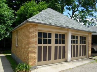 1702 Ridge Ave, Coraopolis, PA 15108