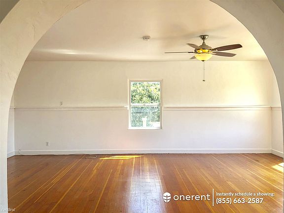 4th image of 3707 Edenhurst Ave
